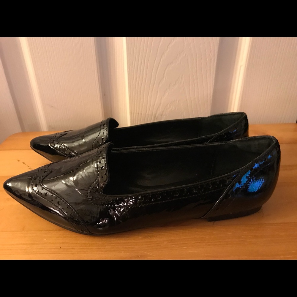 ISOLA PATENT LEATHER BLACK FLATS SIZE 6.5M